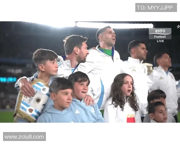 足球巨星告别绿茵场泪洒赛场回忆往昔荣耀与奋斗历程 足球巨星告别绿茵场泪洒赛场回忆往昔荣耀与奋斗历程