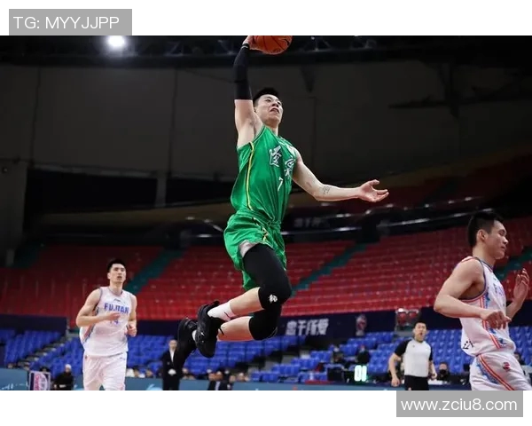 成都篮球队以65分领跑杯赛积分榜展现强劲实力和夺冠希望 成都篮球队以65分领跑杯赛积分榜展现强劲实力和夺冠希望